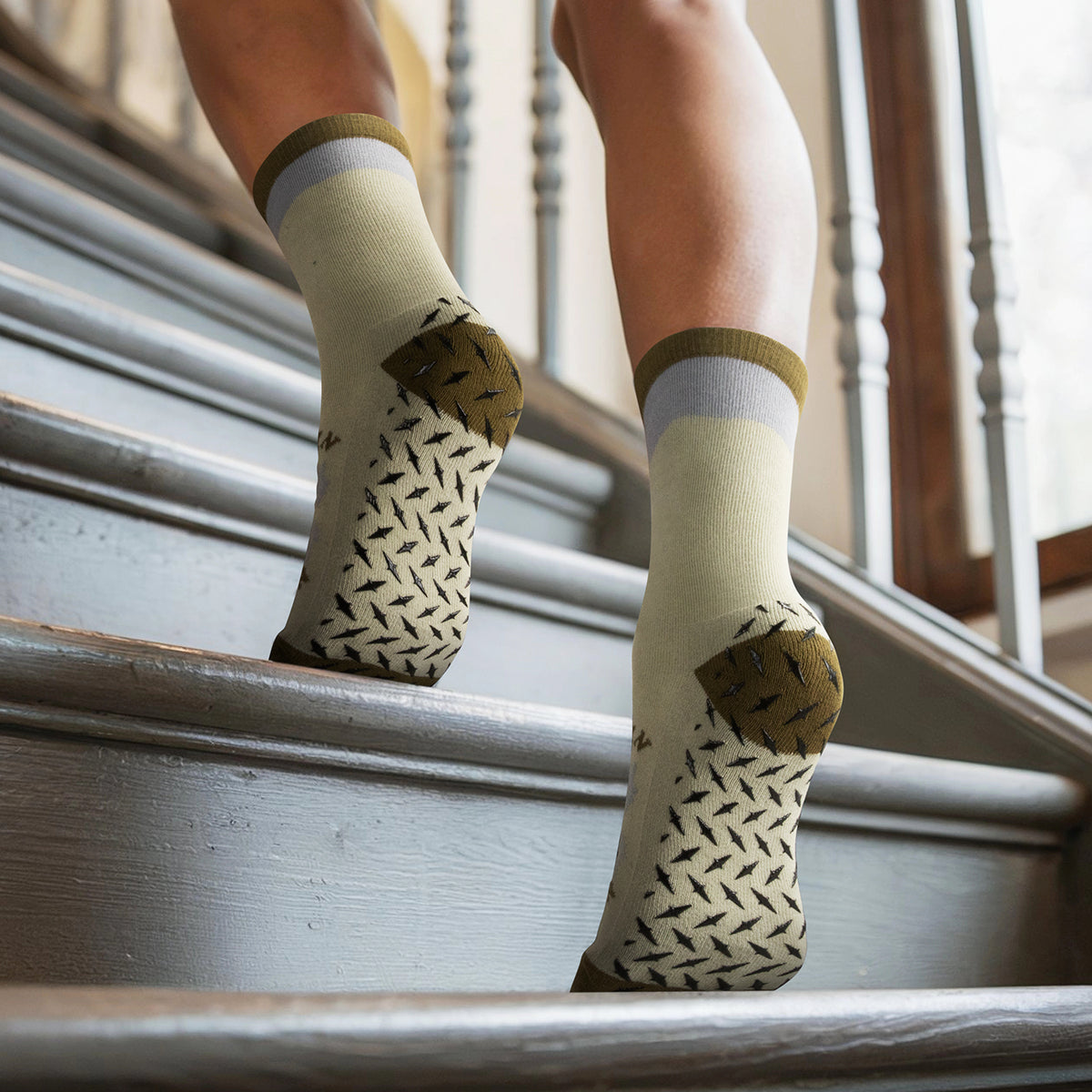 Nero Crew Grip Socks - Feature