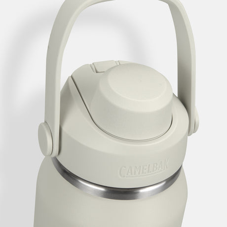 CamelBak Thrive Chug Vacuum Bottle - 1L - Detail