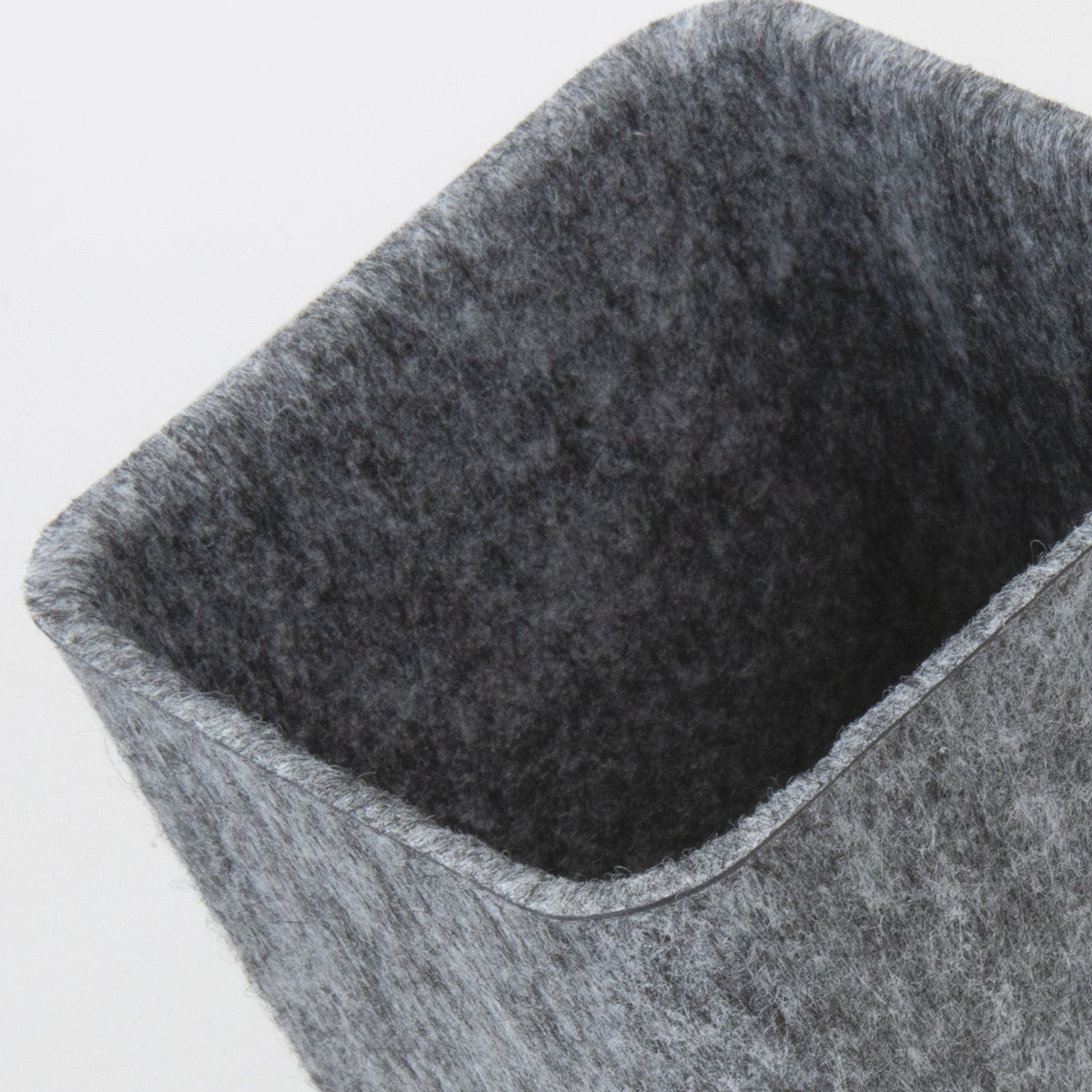 NATURA Bamboo Phone Stand Desk Caddy - Detail