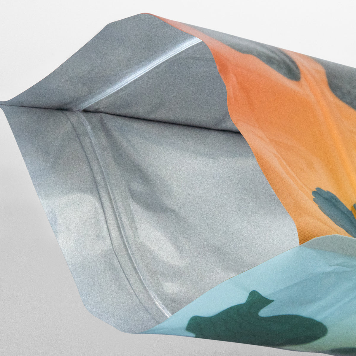 Foil Stand Up Pouch - Extra Large - Detail