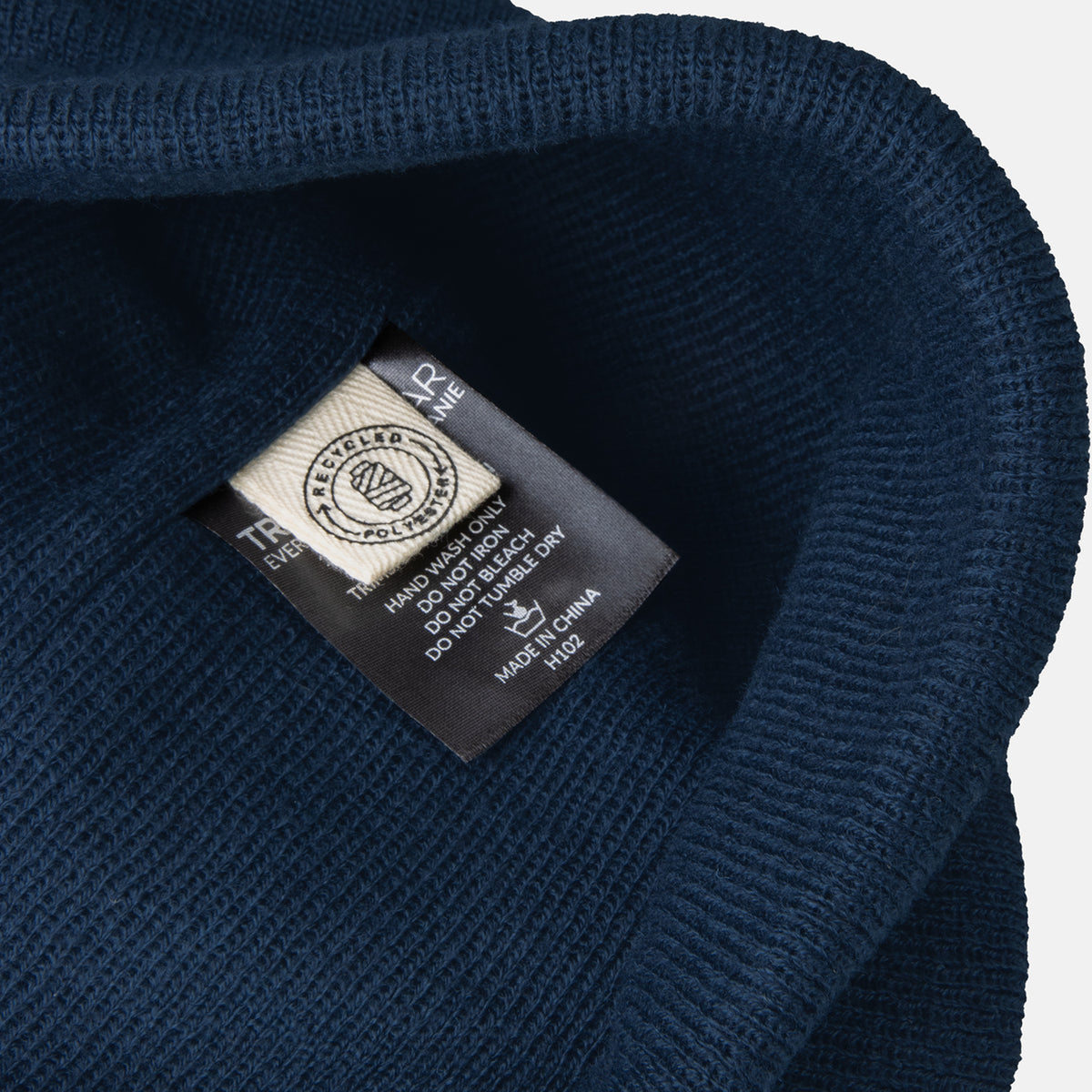 Everest Recycled Beanie - Label