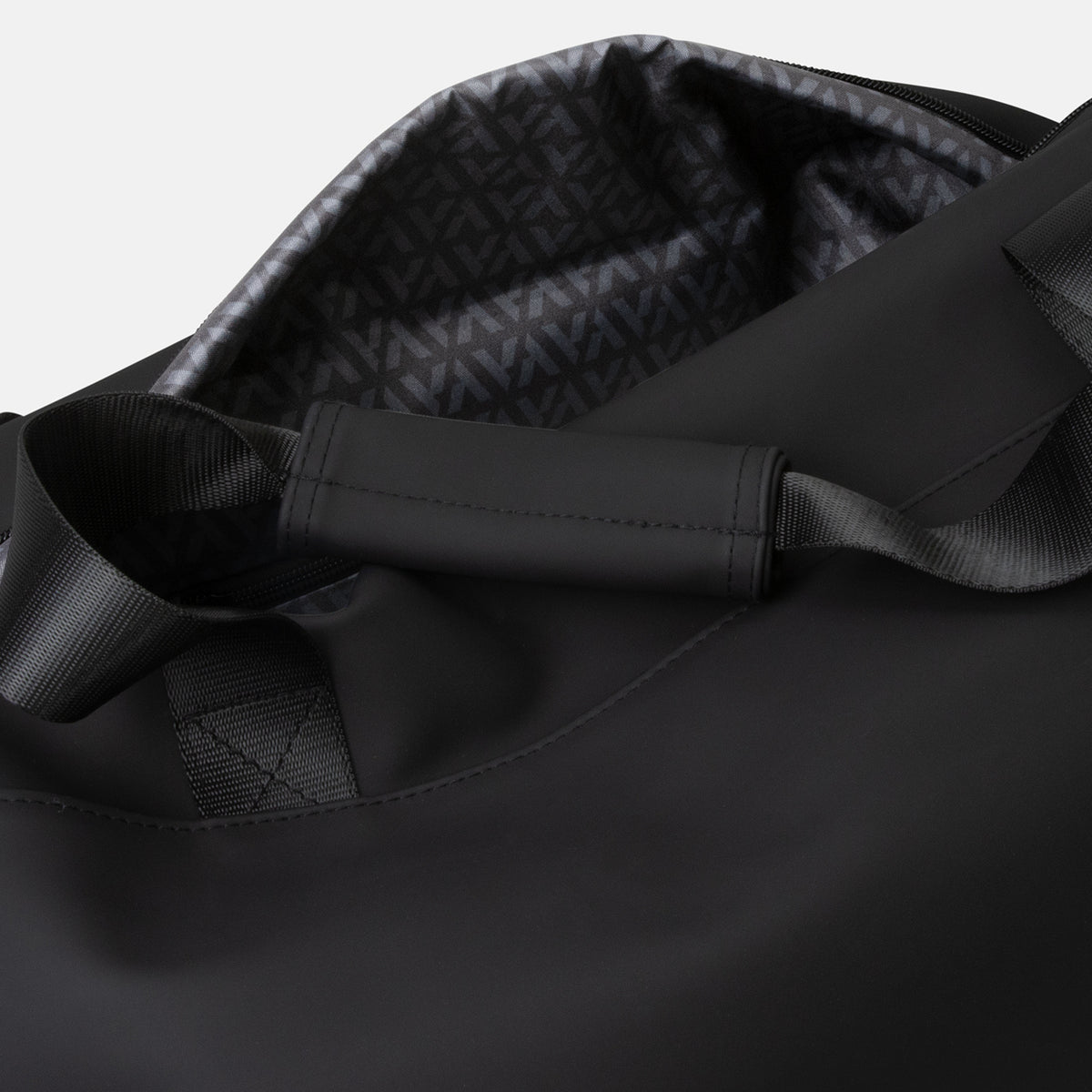 ARCHER Soft-Touch Duffle Bag - Lining