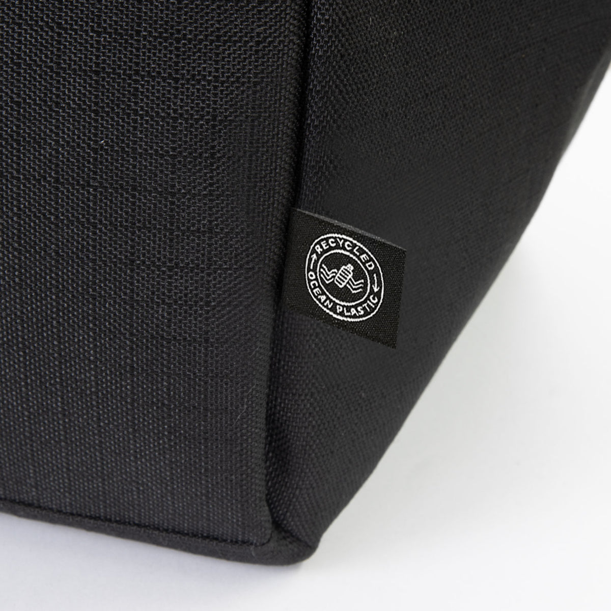 Oceana Recycled Cooler Bag - Tag