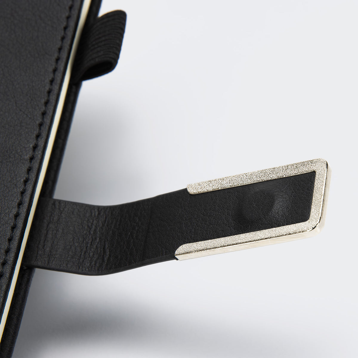 Pierre Cardin Fontaine Weekly Diary - 2027 - Closure