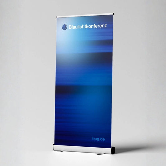 Standard Pull-up Banner – product view 1